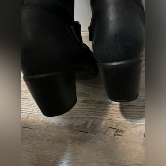 Ecco Genuine Leather Boots - Black - Picture 6 of 7